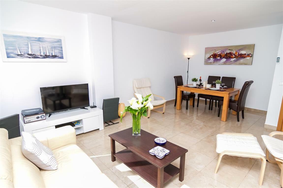 Duplex Vistas Al Mar En La Duquesa Apartment Manilva Exterior photo