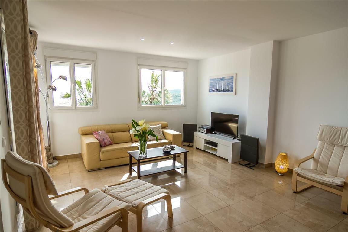 Duplex Vistas Al Mar En La Duquesa Apartment Manilva Exterior photo