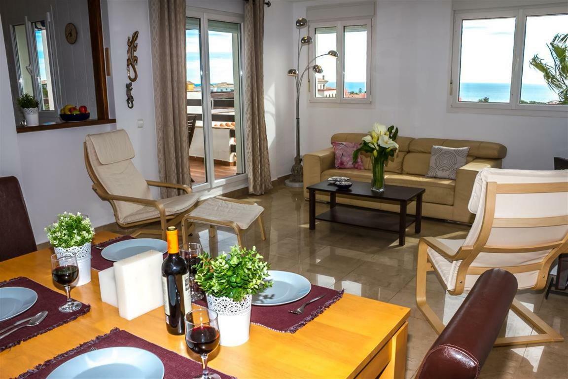 Duplex Vistas Al Mar En La Duquesa Apartment Manilva Exterior photo